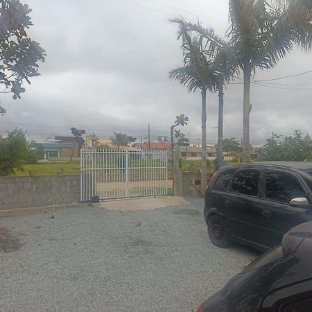 Apartamento com churrasqueira para 6 pessoas Sao Francisco do Sul Exterior foto